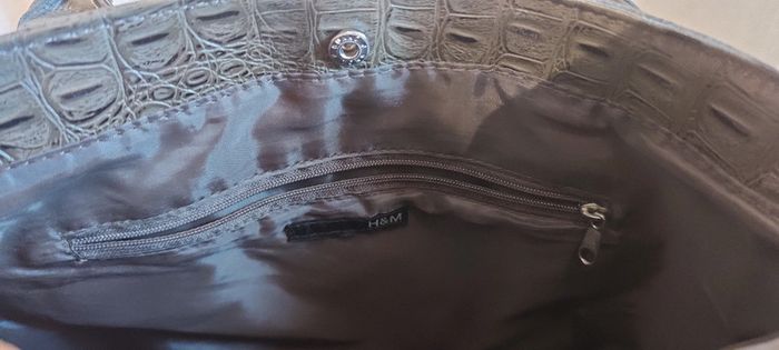 Sac à main H&M imitation peau de reptile - photo numéro 7