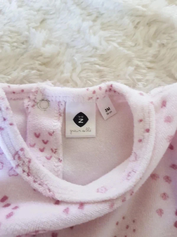 attention je vends à l'unité lot de 5 de pyjamas fille 3 mois velours - photo numéro 9