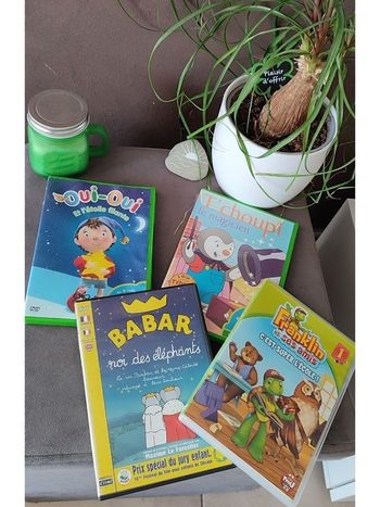 Lot 4 DVD enfants : T'choupi, Babar, Oui-Oui et Franklin