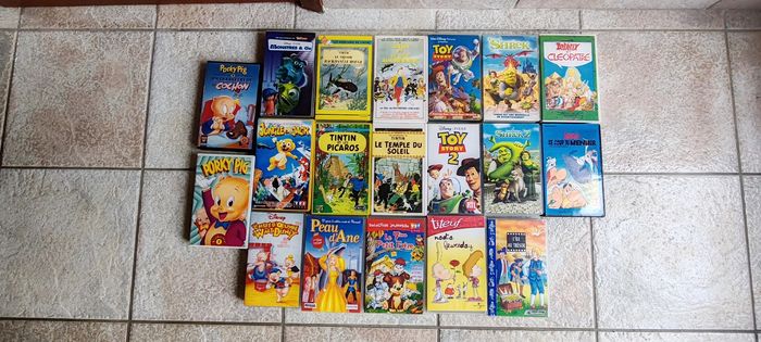 Cassettes VHS dessins animés - photo numéro 4