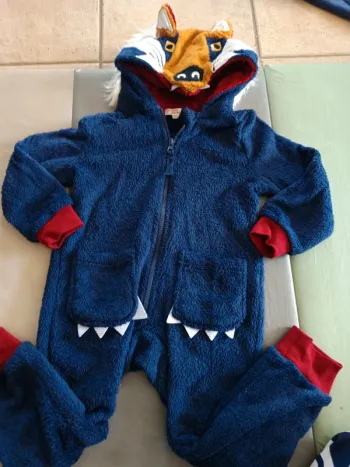 Combinaison Surpyjama dpam 4 ans