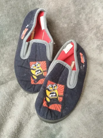 Paire de chaussons Mignons pointure 30