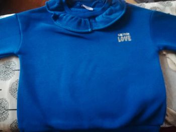 Pull tao 3ans 96cm tape à l'oeil
