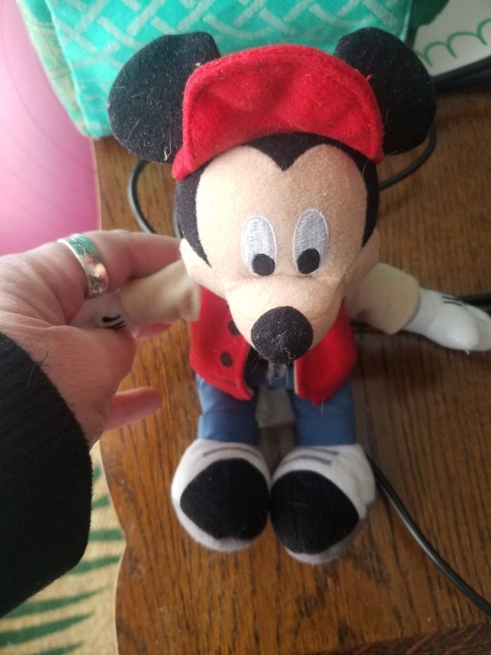 Peluche Disney studios - photo numéro 3