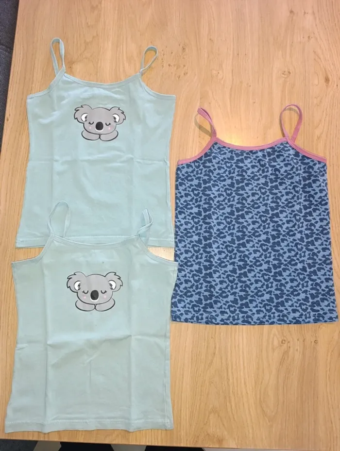 Lot maillot de corps 7/8ans