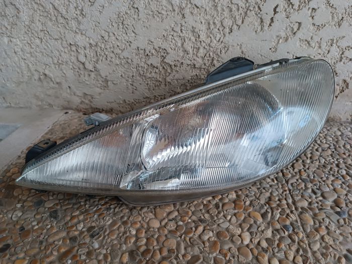 🔧 Phares Peugeot 206 – bon état - photo numéro 6