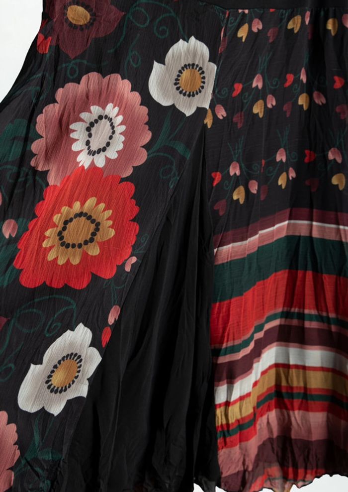 Jupe mi longue à fleurs bohème 🌸 • floral skirt ME Taille S - photo numéro 4