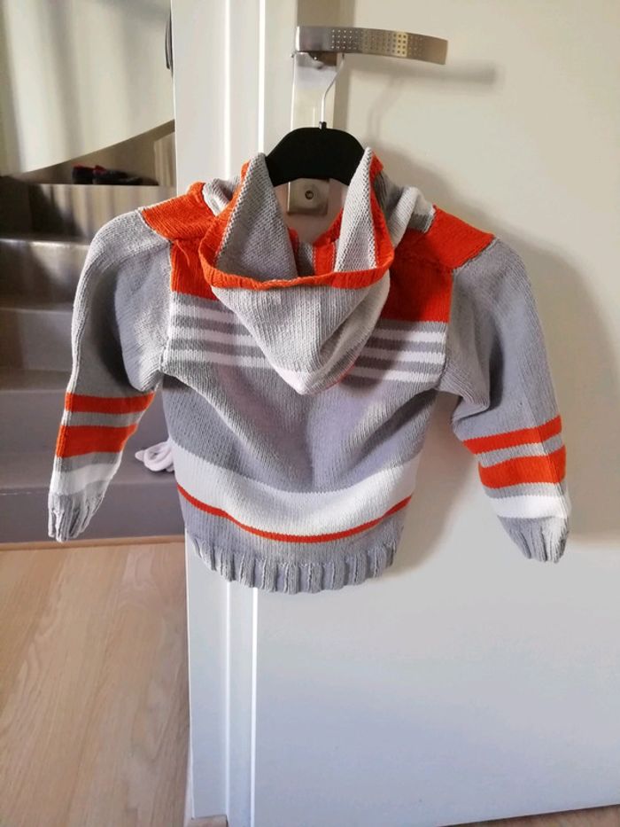 Pull capuche tricoté main - photo numéro 3