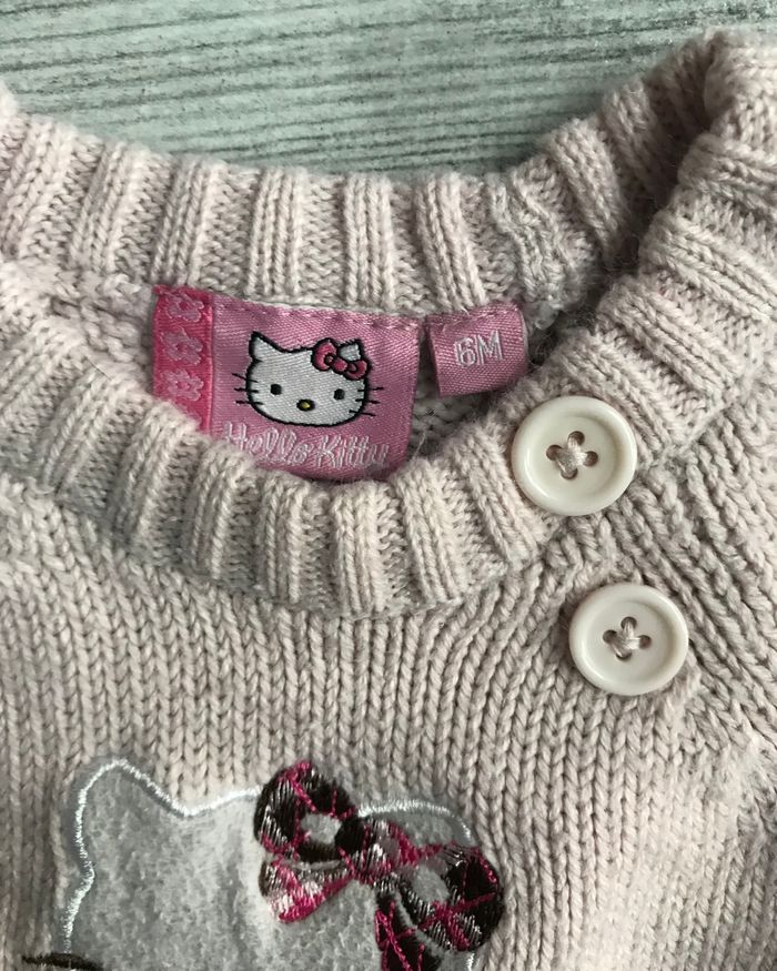 Pull rose 6 mois Hello Kitty - photo numéro 3