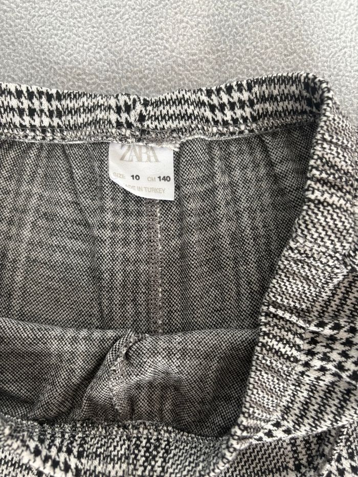 Pantalon Zara noir et blanc - photo numéro 2