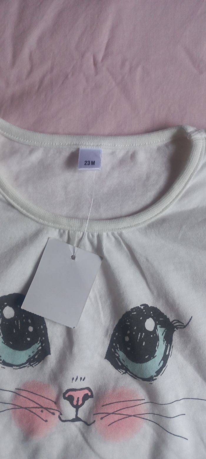 Tee shirt Carrefour 23 mois - photo numéro 2