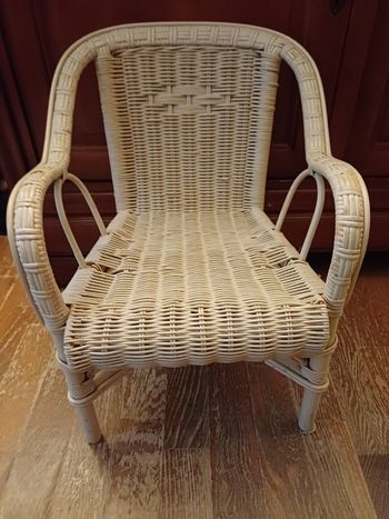 Chaise en rotin enfant