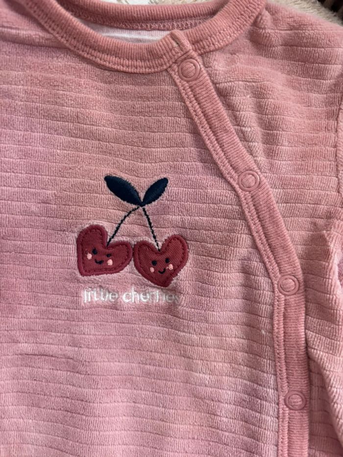 Pyjama cerise - photo numéro 2