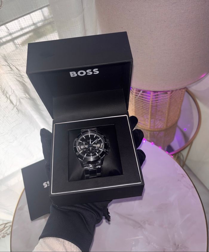 Montre Hugo Boss Chronographe – Neuve, avec boîte - photo numéro 6