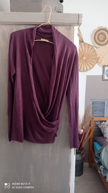 Pull léger cache coeur violine taille m