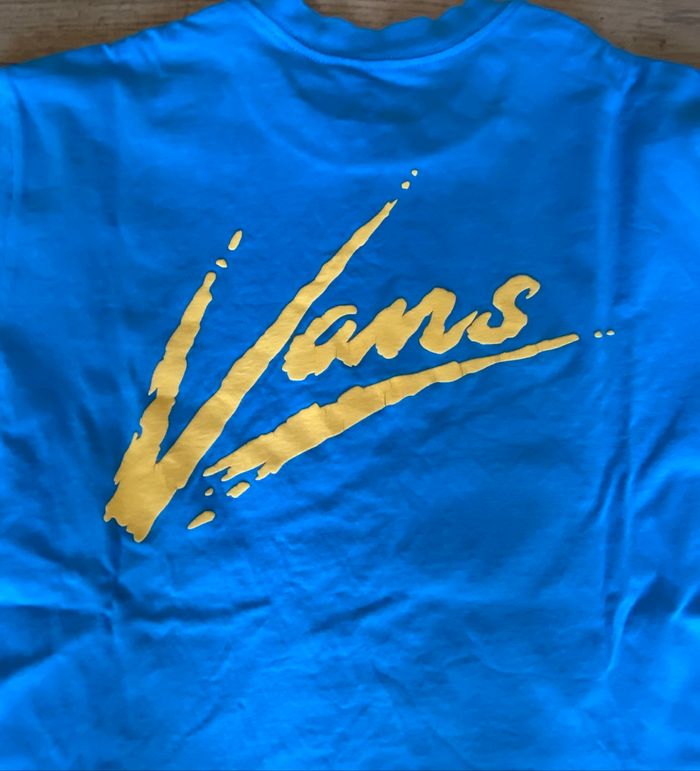 Tee shirt bleu marque Vans - photo numéro 8