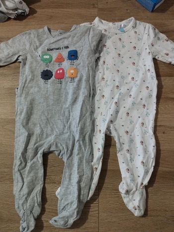 Deux pyjamas