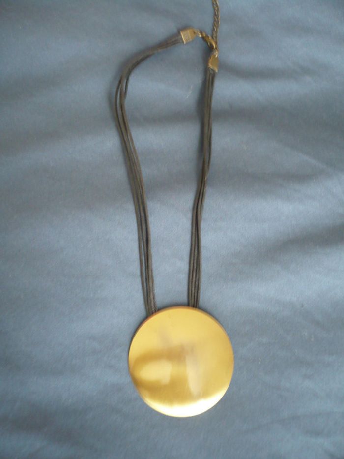 Collier pendentif doré - TBE