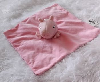 Doudou cochon carré plat rose Peppa pig