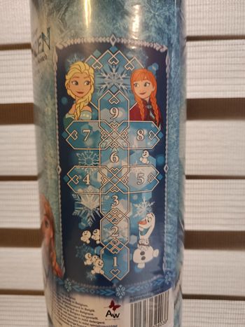 Grand tapis reine des neiges neuve 