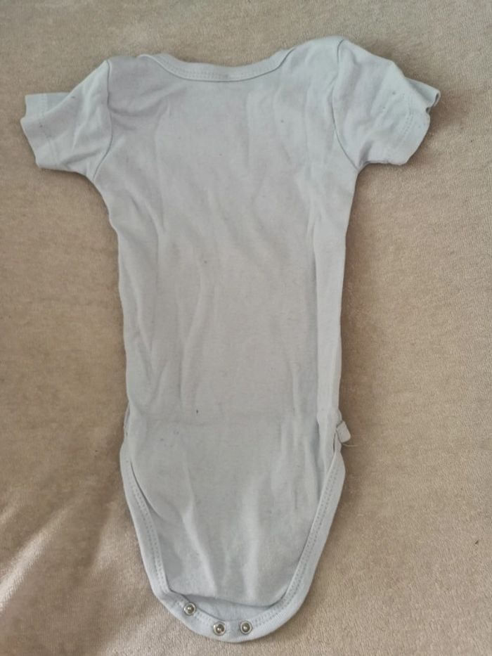 Body bébé - photo numéro 3