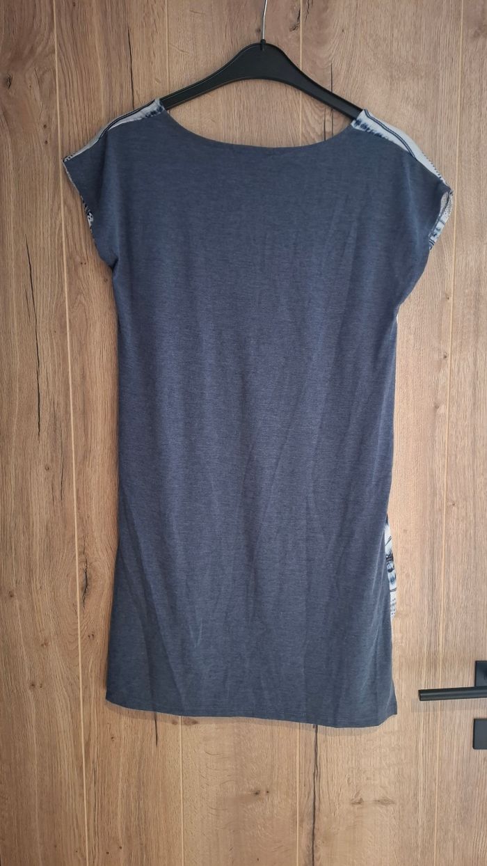 Robe - photo numéro 2