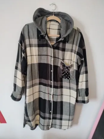 Très belle veste chemise d'hiver longue Zara