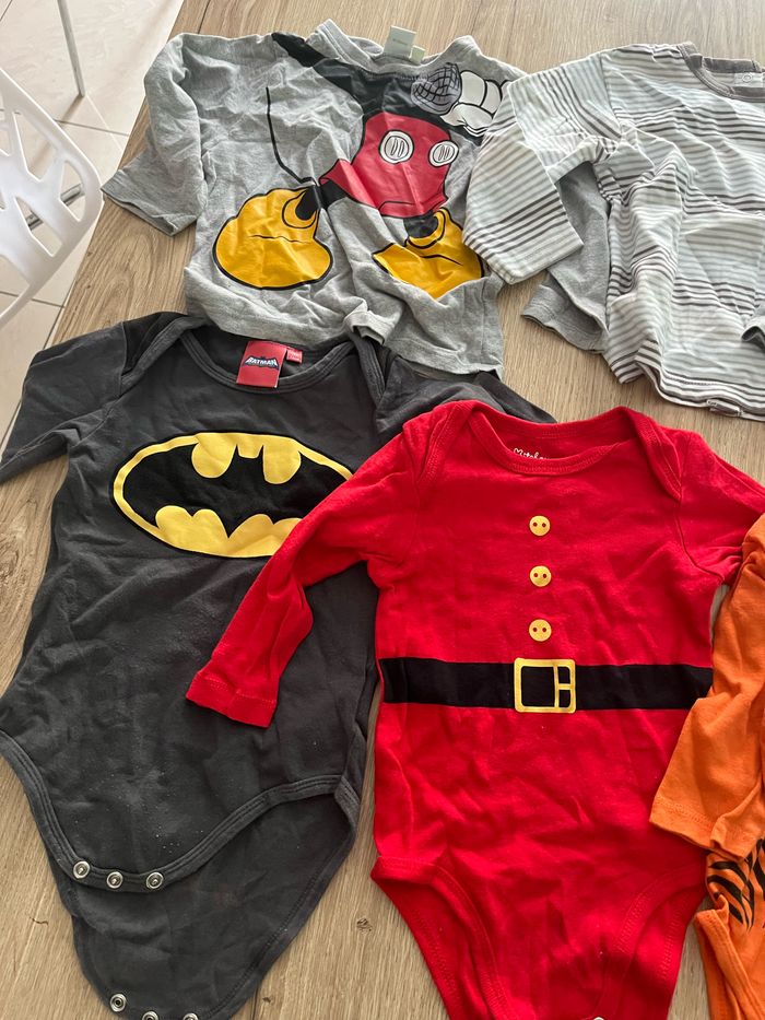 Lot 7 vêtement garçon 12 mois en très bon état - photo numéro 2