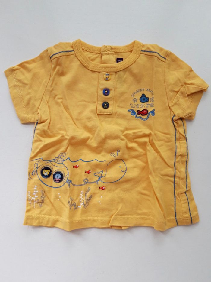 T-shirt jaune moutarde Sergent Major avec motif poisson & sous marin imprimé, 6 mois