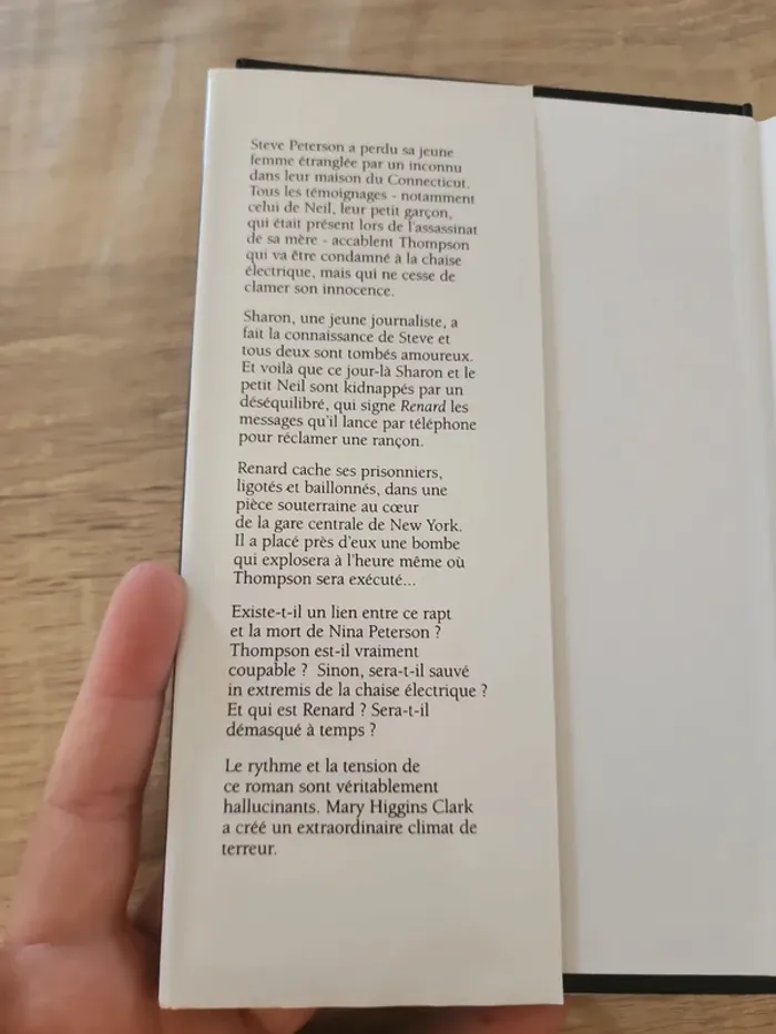 Livre broché "la nuit du renard" de Mary Higgins Clark - photo numéro 7