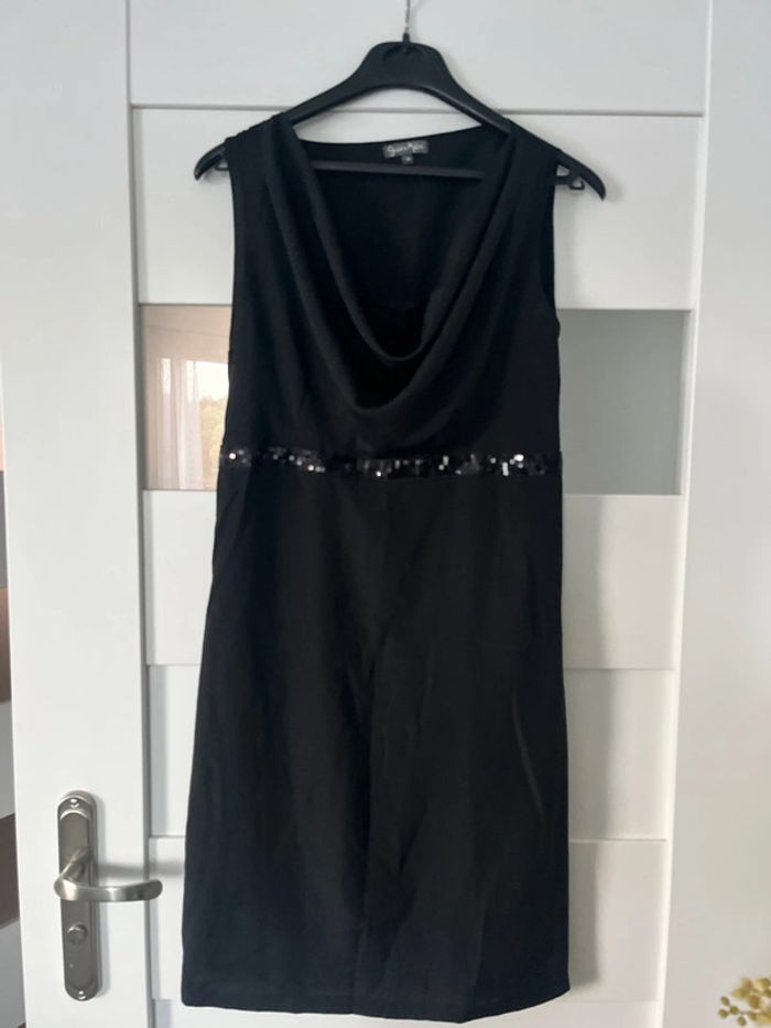 Robe noire