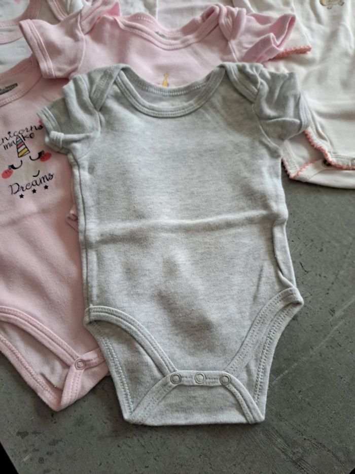 Lot de 10 bodies - photo numéro 4