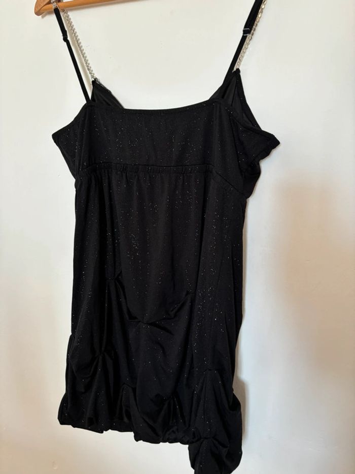 Jolie robe courte taille 42/44 - photo numéro 9