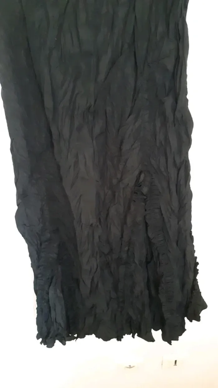 Robe longue noire - photo numéro 4