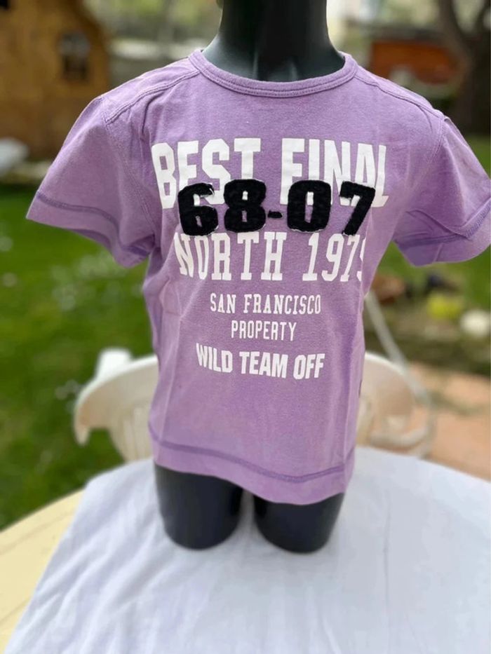 T shirt mauve u collection taille 5 ans