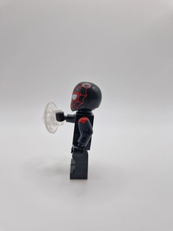 Figurine type lego Miles Morales Spiderman Marvel - photo numéro 2