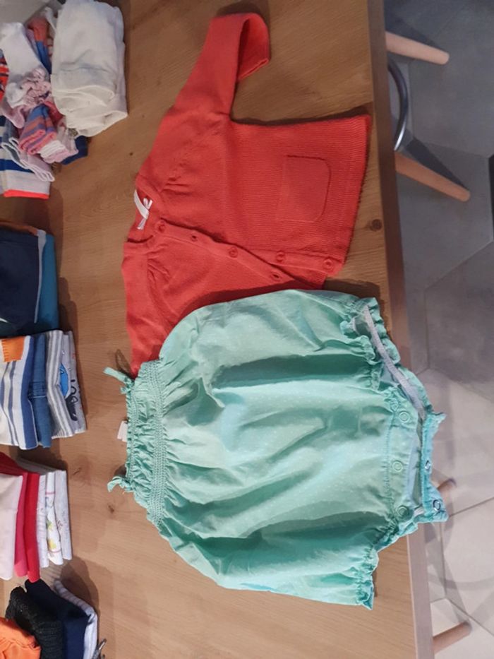 Gilet fille et barboteuse