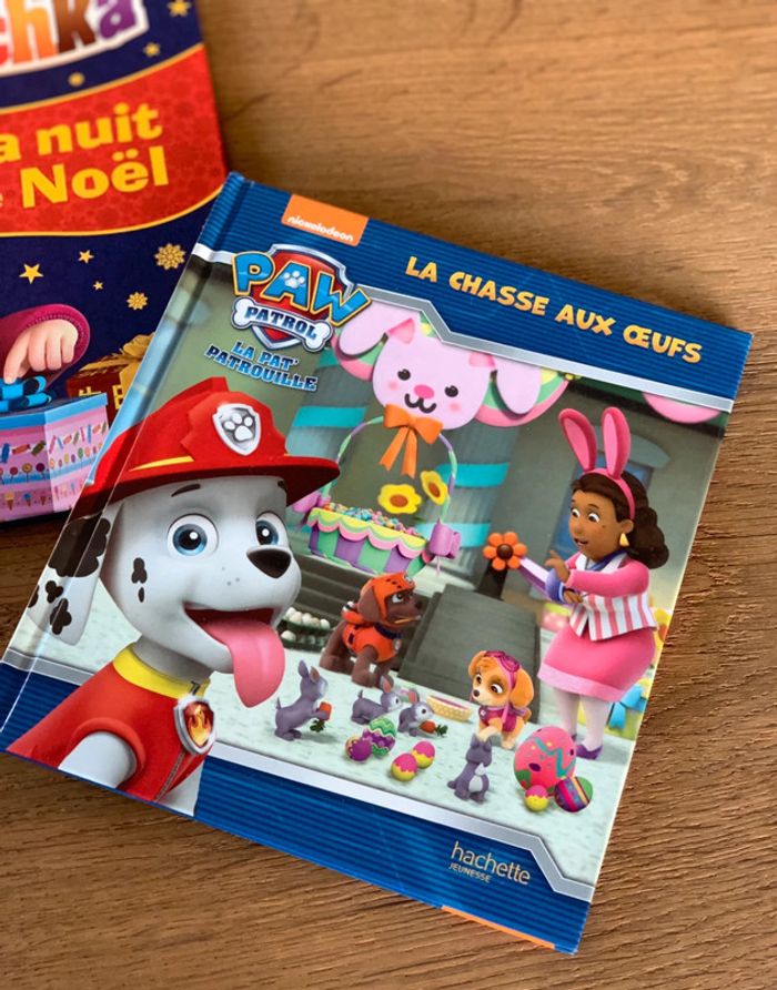 Lot livres pat’ patrouille et masha et michka - photo numéro 2