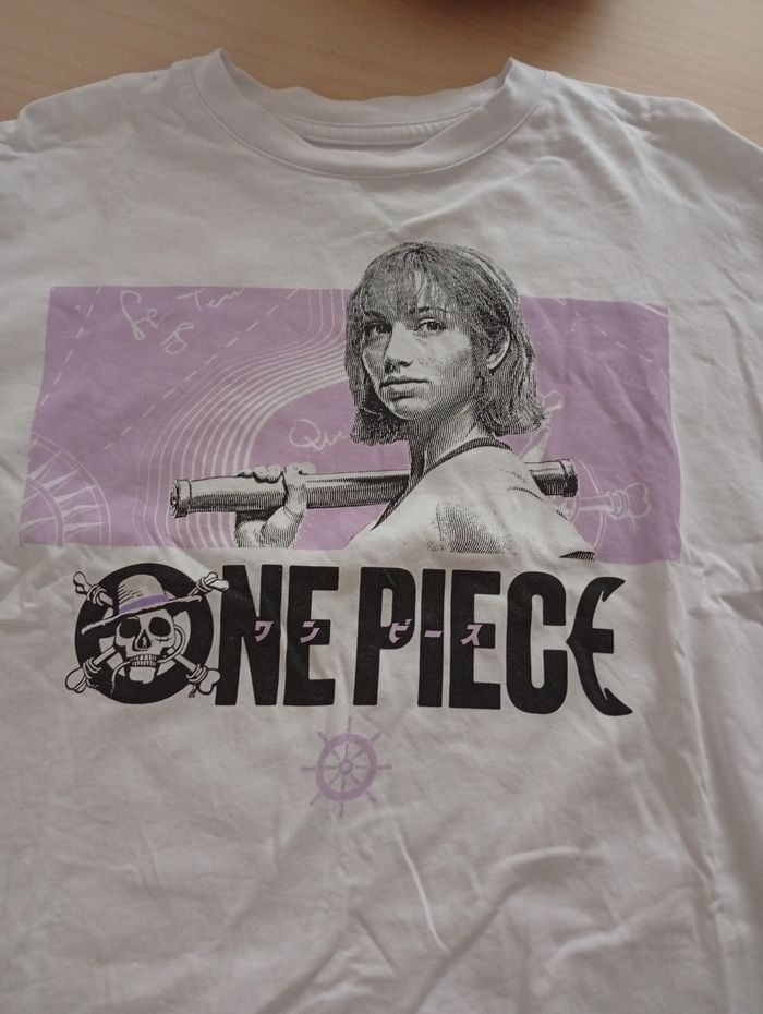 Tee-shirt One Piece XS - photo numéro 2