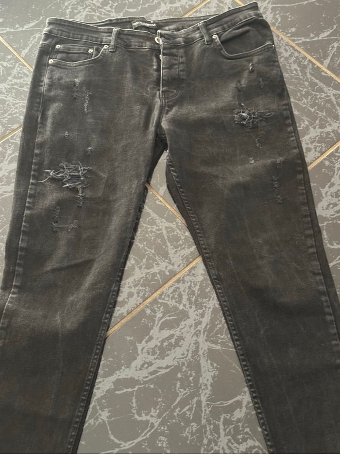 Jean noir troué W 38 L 32 - photo numéro 2