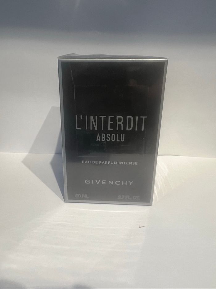 Givenchy l’interdit absolu