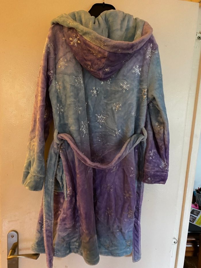 Robe de chambre Reine des neiges. 9 - 10 ans - photo numéro 3