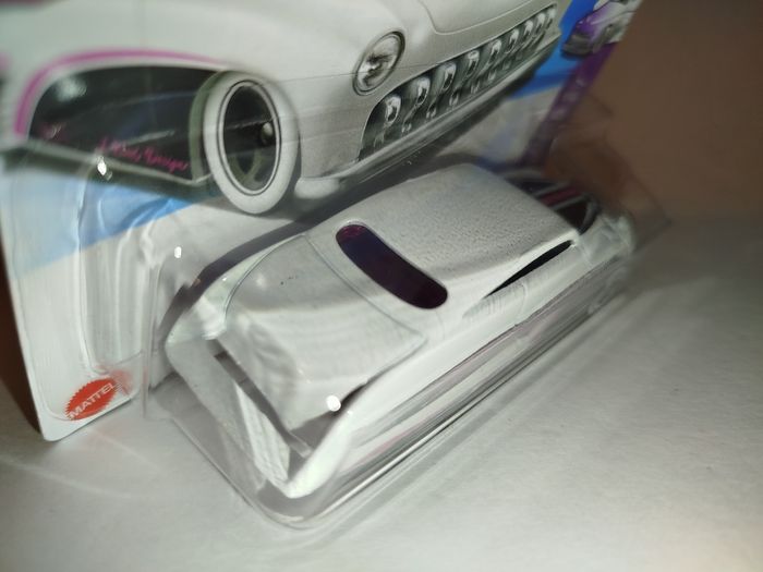 Hot Wheels Purple Passion Série Netflix Let's Race 2025 - photo numéro 6