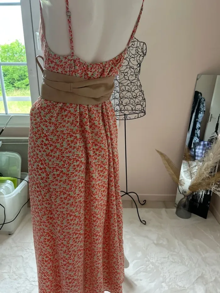 Robe longue à petites fleurs à bretelles - photo numéro 7