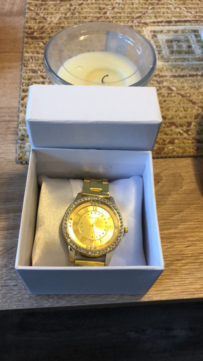 Montre - photo numéro 3