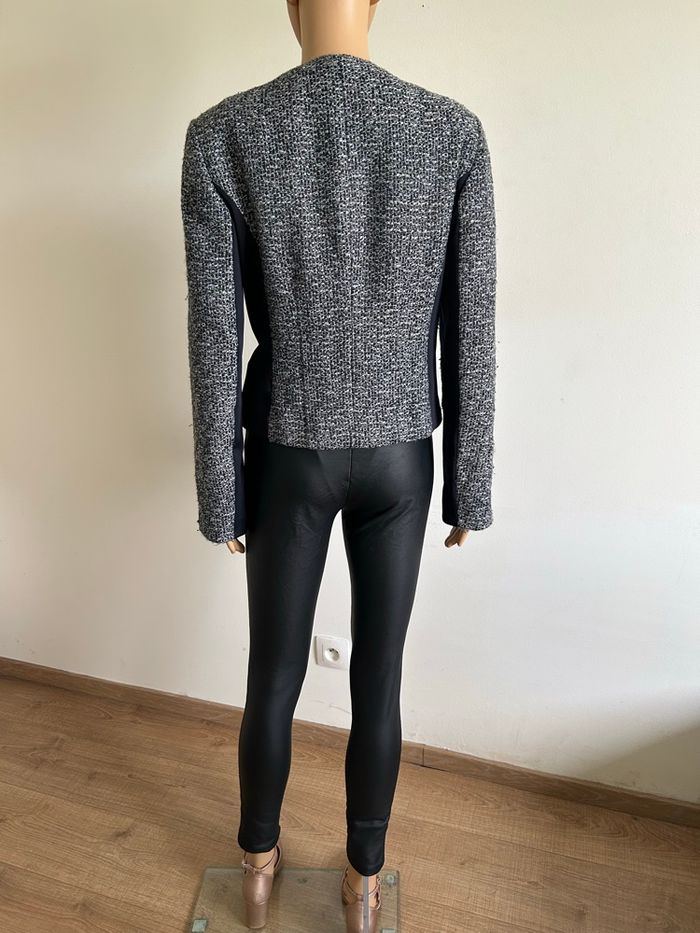 Veste bleue marine et chamarrée S.Oliver taille 42 bon état - photo numéro 7