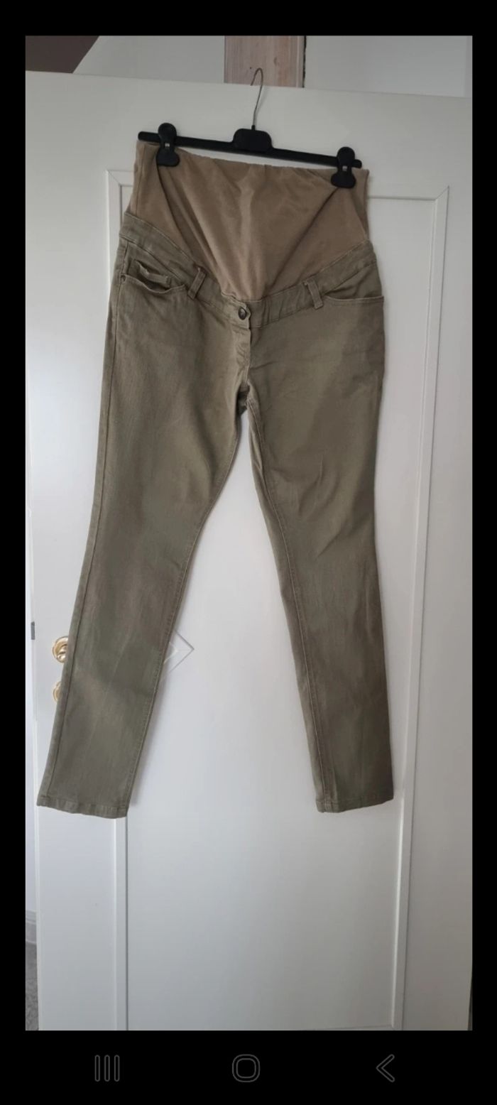 Lot pantalons / jeans de grossesse - photo numéro 2