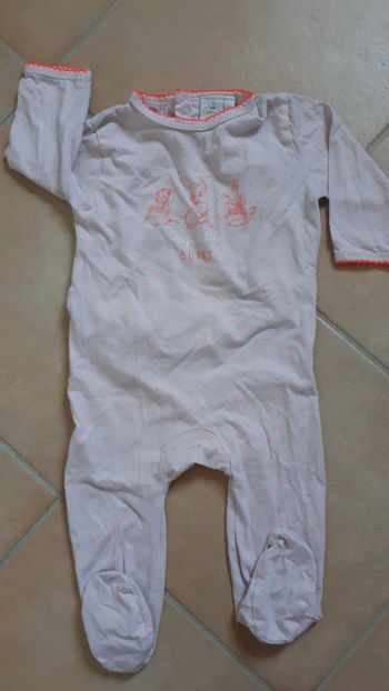 Joli pyjama fin 9 mois
