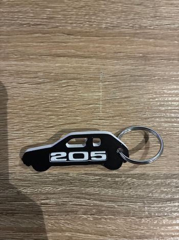Porte clé 205