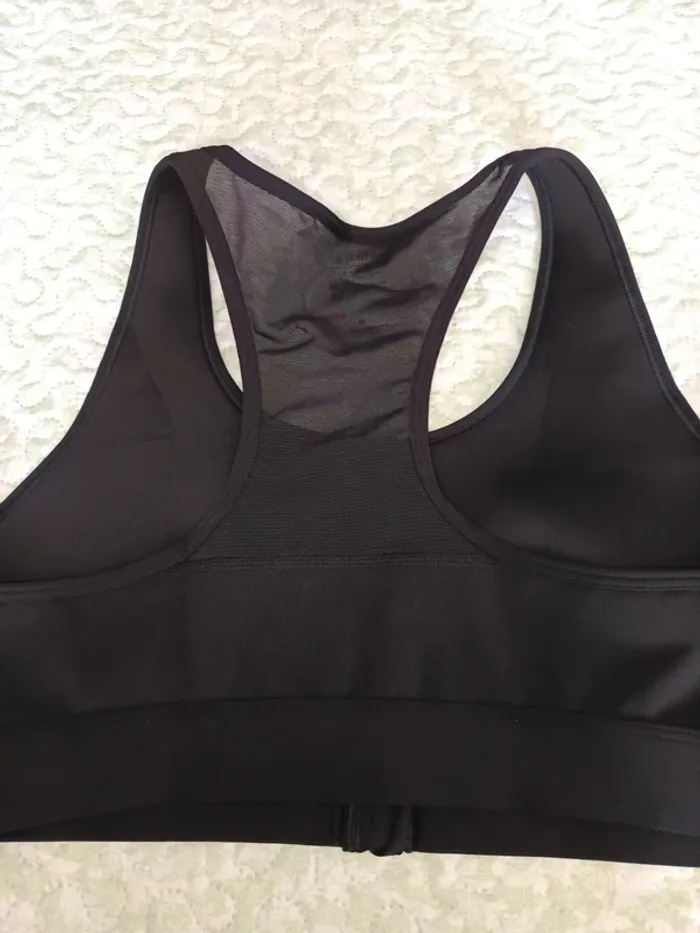 Brassière de sport de chez Puma taille xl - photo numéro 8